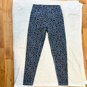 2/$25 🎄 Kamo fitness serenity leggings